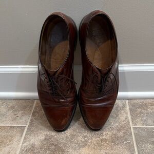 Johnston & Murphy Men’s Melton Cap Toe Shoes